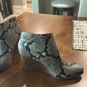 Gray Wedge Heel Ankle Boots with Snakeskin Print